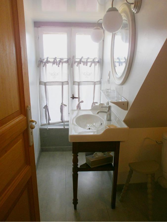 Loge & Broc Bed & Breakfast La Possonniere Bagian luar foto